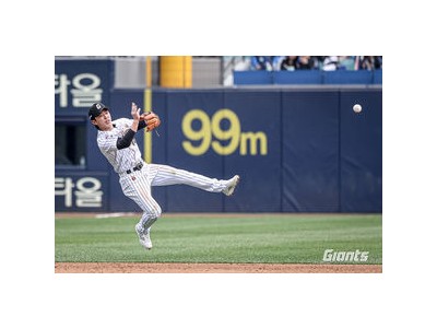 김민재 유럽에서 한국 축구의 간판으로 떠오르다