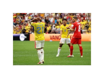 콜롬비아 축구계 미드필더에게 살해 협박 당해